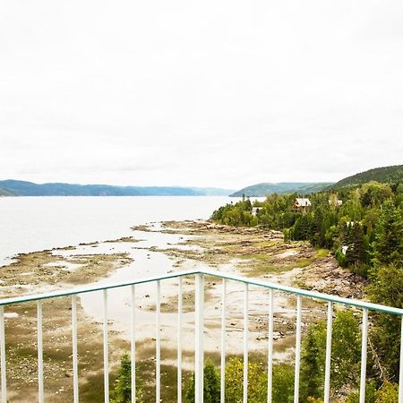 Hotel Auberge de la Rivière Saguenay à La Baie Extérieur photo