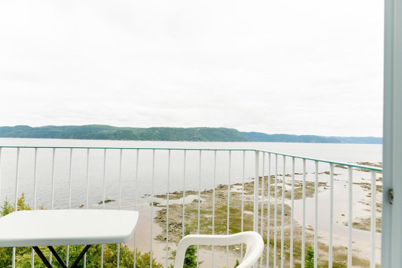 Hotel Auberge de la Rivière Saguenay à La Baie Extérieur photo