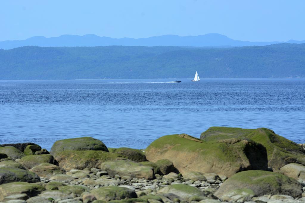 Hotel Auberge de la Rivière Saguenay à La Baie Extérieur photo